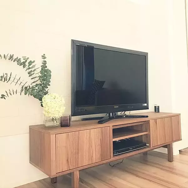 「即決できる価格と魅力のデザイン☆IKEAのTV台＆TVボード　」の画像