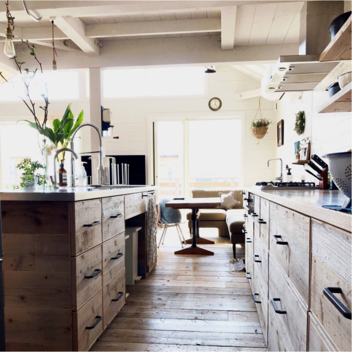 お気に入りのスタイルで実現 憧れの海外風キッチン10選 18年8月9日 エキサイトニュース