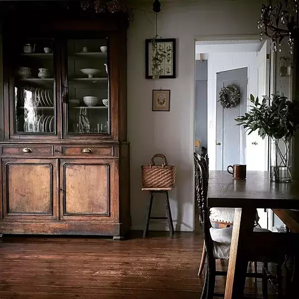 「シックな雰囲気を堪能できる♡大人のフレンチインテリア」の画像