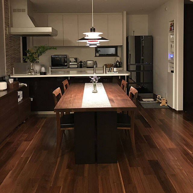 1枚の布がお部屋を変える！テーブルランナーの魅力に密着