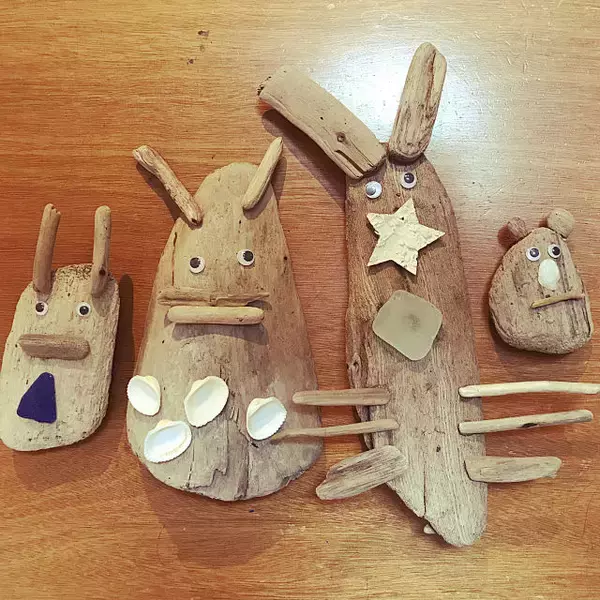 「これはナイスアイデア！流木を使った3パターンのDIY作品集」の画像