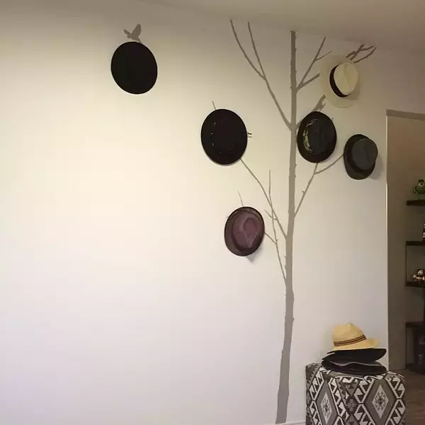 「帽子はどうしまう？すぐ試してみたくなる収納アイデア」の画像