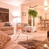 「照明にひと工夫！夜のリビングのリラックススタイル」の画像2