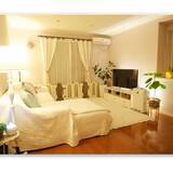 「照明にひと工夫！夜のリビングのリラックススタイル」の画像3