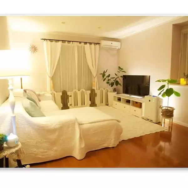 「照明にひと工夫！夜のリビングのリラックススタイル」の画像