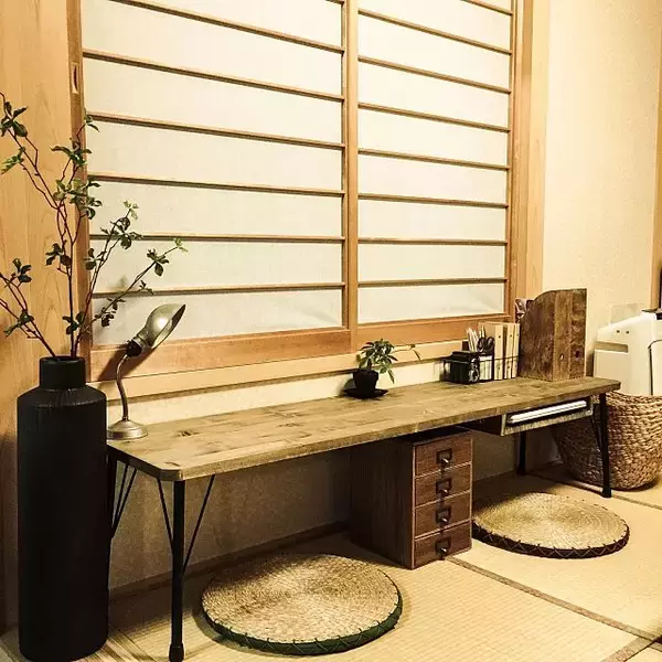 「個性を生かす!!鉄脚テーブルDIYで魅力たっぷりのお部屋」の画像