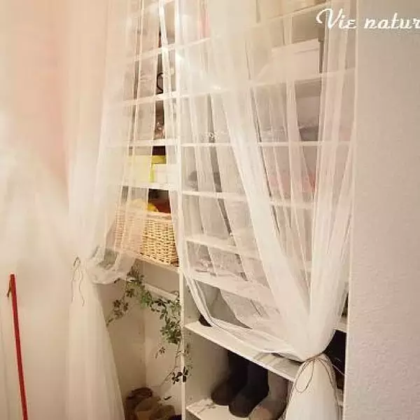 「毎日癒されたい♪IKEAの白カーテンで居心地良い空間づくり」の画像