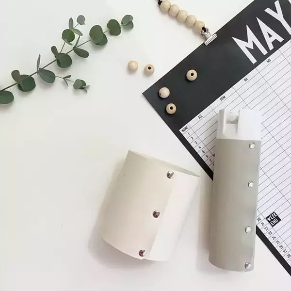 「生活感を隠して大変身♡スプレーカバーをハンドメイド」の画像