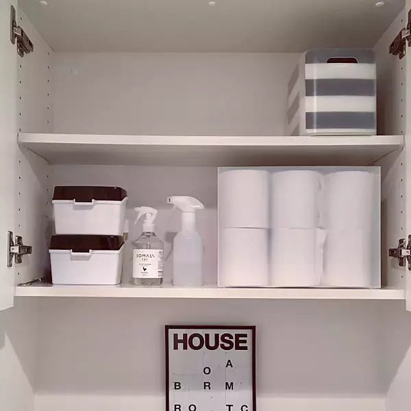 「限られたスペースを最大限に利用する！トイレ収納の極意」の画像