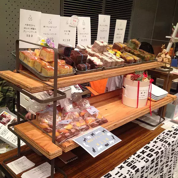 「デザイン違いで色々作りたくなる！ケーキスタンドをDIY」の画像