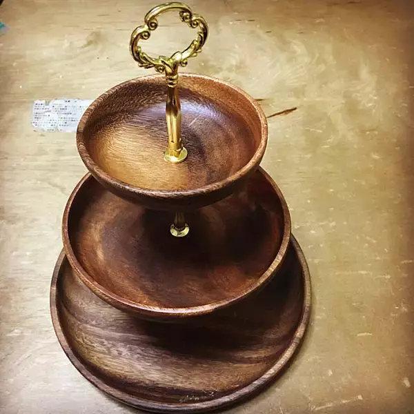 「デザイン違いで色々作りたくなる！ケーキスタンドをDIY」の画像