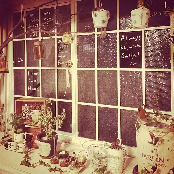 「手書き文字でリメイク♡ナチュラルインテリアの雑貨と家具」の画像