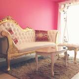 「優雅な空間でリラックス♡女子力の高いロココ調インテリア」の画像1