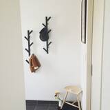 「フォトジェニックなフックはIKEAで！人気のフック活用例」の画像1