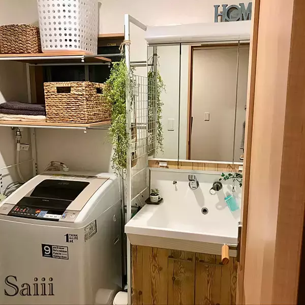 「使って納得！空間が大変身するニトリの洗濯機ラック」の画像