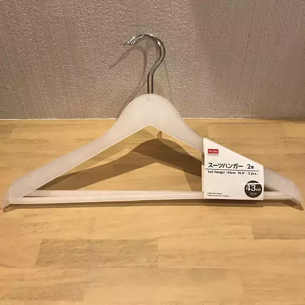 「洋服の整理や洗濯干しを快適にする♪100均の優秀ハンガー」の画像