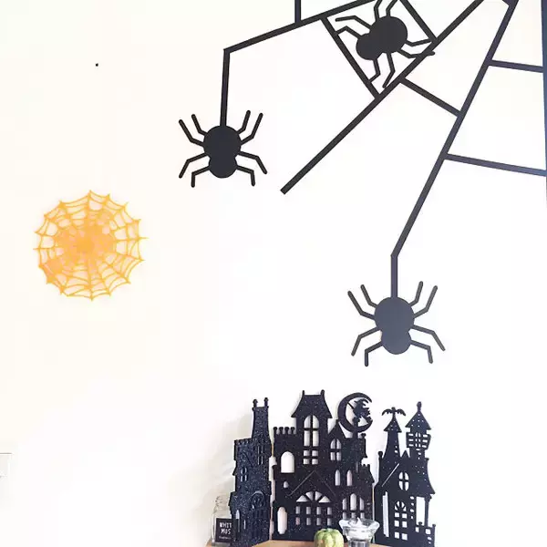 「こんなアイディアも！100均グッズでハロウィンを飾ろう」の画像
