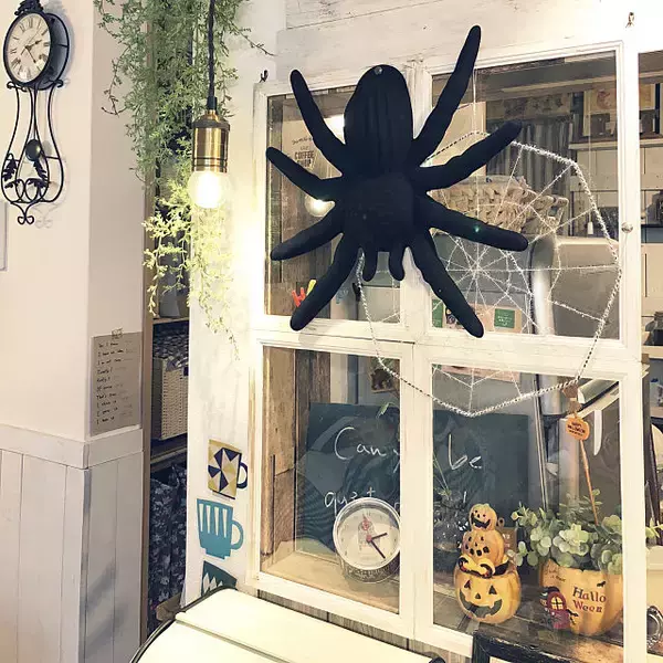 「こんなアイディアも！100均グッズでハロウィンを飾ろう」の画像