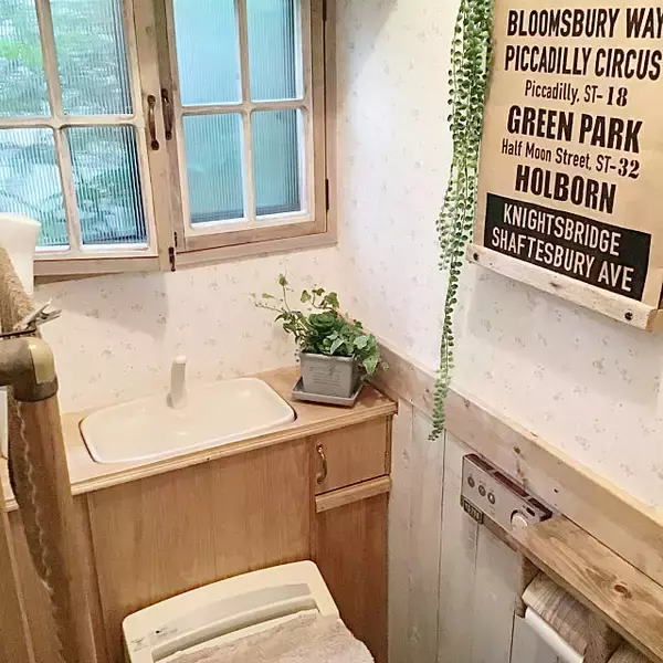 「真似したいDIY♡いつかはやってみたいトイレのタンクレス」の画像