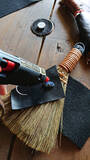 「「暮らしの道具を男前に！レザーカバー付きミニほうき」 by yacciさん」の画像4