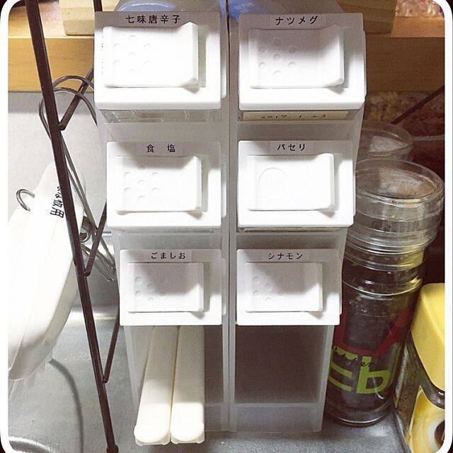 モダンキッチンに☆セリアのモノトーンアイテムの紹介