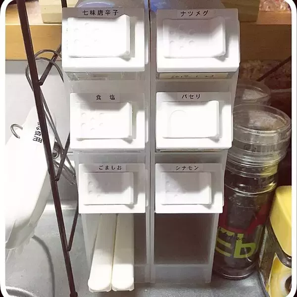 「モダンキッチンに☆セリアのモノトーンアイテムの紹介」の画像