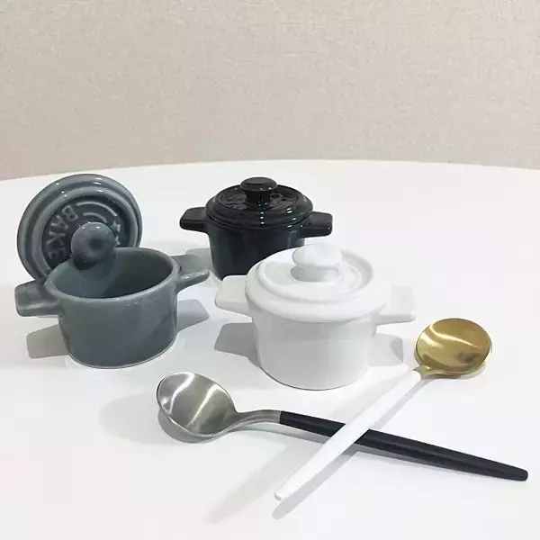 「モダンキッチンに☆セリアのモノトーンアイテムの紹介」の画像