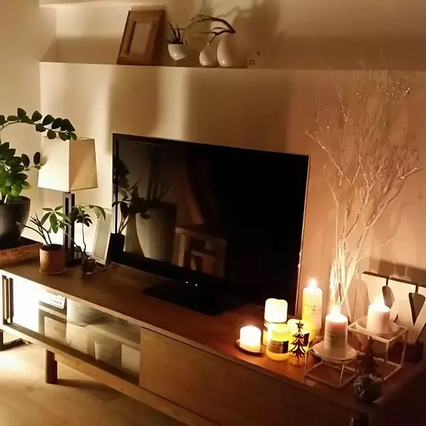 「ニトリのがおすすめ♡LEDキャンドルの魅力と活用例10選」の画像