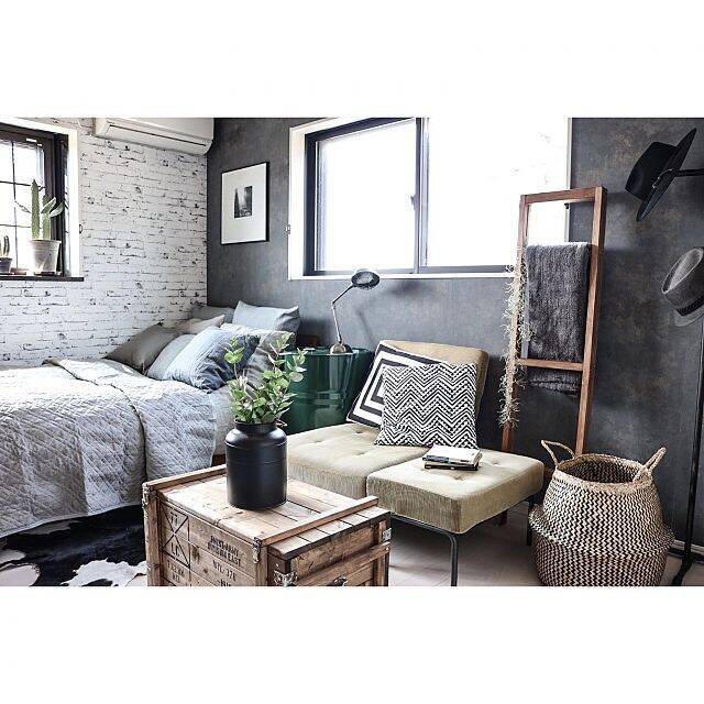 こなれ感を出すならグレー！モダンでシンプルな色づかい