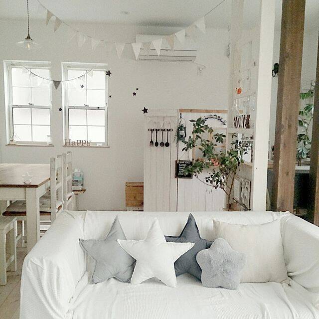 こなれ感を出すならグレー！モダンでシンプルな色づかい