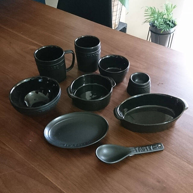 100円とは思えない！高見えする食器をセリアでそろえる