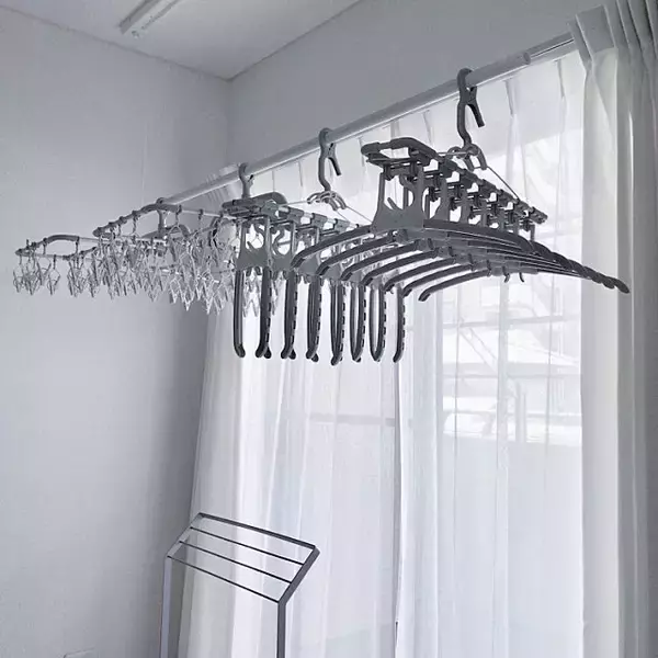 「アイデア＆便利グッズ満載！室内干しのアイデア10選」の画像