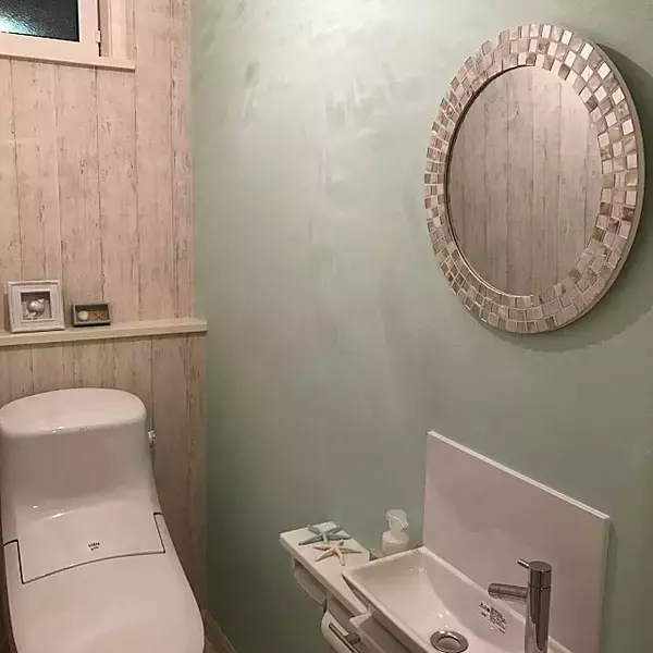 「ほっとする♡トイレを癒しの空間にする10のアイデア」の画像