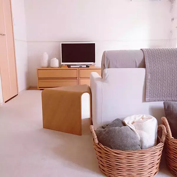 「シンプルで美しいから好き♡無印良品のベンチがあるお部屋」の画像