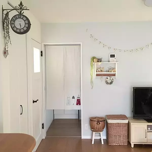 「キッチン＆バスルームにもカーテンをつけたい♪10のお手本」の画像