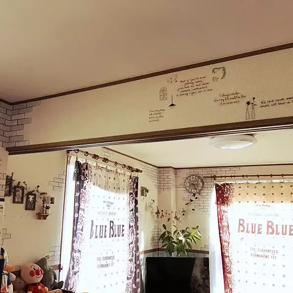 「セリアで飾って楽しもう♡気分があがる壁ディスプレイ」の画像