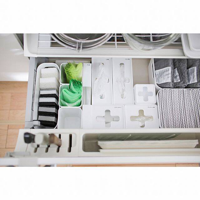 開け閉めいらずで楽チン収納♪セリアのプルアウトボックス