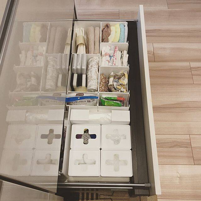 開け閉めいらずで楽チン収納♪セリアのプルアウトボックス