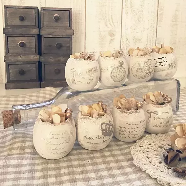 「それ、捨てないで‼空き容器を使ったリメイク雑貨がすごい」の画像