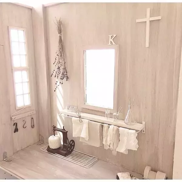 「お部屋をワンランクアップ☆セリアのアイアングッズ」の画像