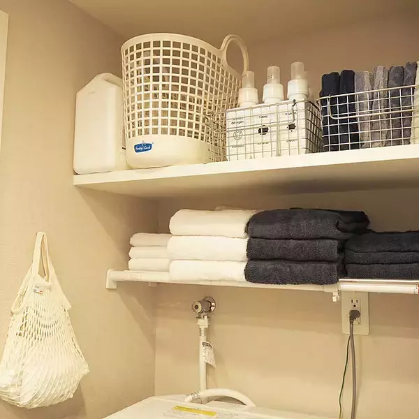 「大掃除ですっきりコンパクトに！参考にしたい洗面所収納」の画像