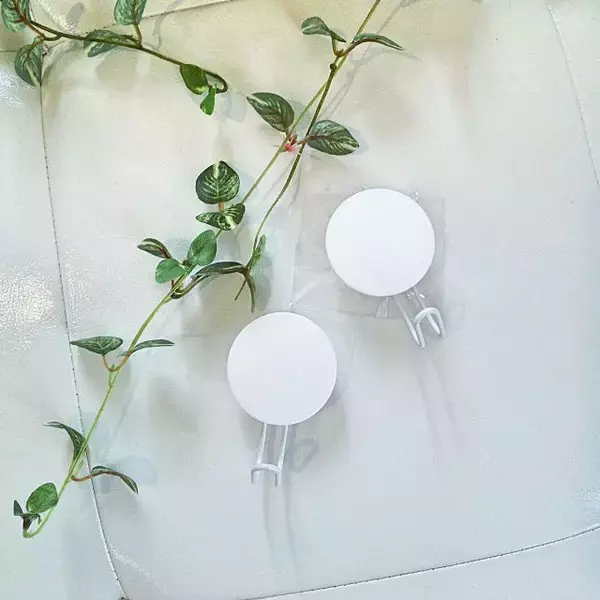 「無彩色大好きさん集まって♡セリアで叶うモノトーン化計画」の画像