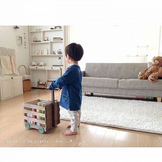 この方法ありかも♡試したくなる技あり絵本収納アイデア