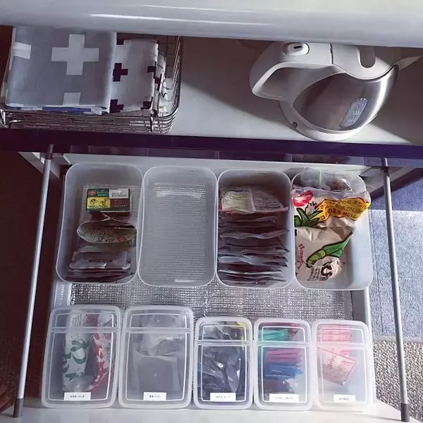 「工夫プラスでこんなに使いやすい！ストック収納のアイデア」の画像