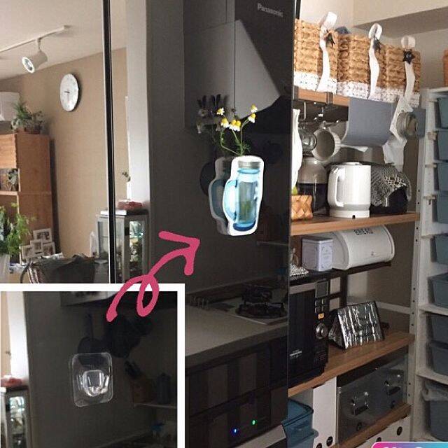 何度でも貼ってはがせる！セリアのフィルムフックが優秀