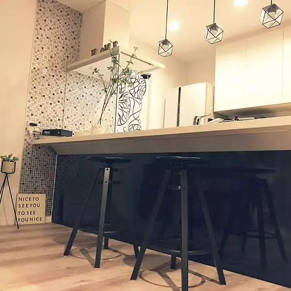 「家中で使いたい！IKEAの椅子・ソファ・アームチェア」の画像