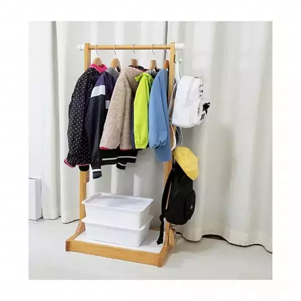 「洋服をすっきりきれいにまとめる！ニトリのハンガーラック」の画像