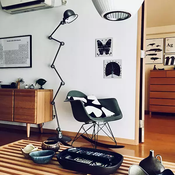 「相性抜群！ミッドセンチュリー×北欧でリビングインテリア」の画像