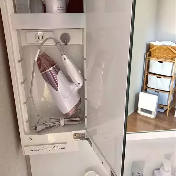 「洗面所での身支度がスムーズに☆ヘアケアグッズ収納のコツ」の画像