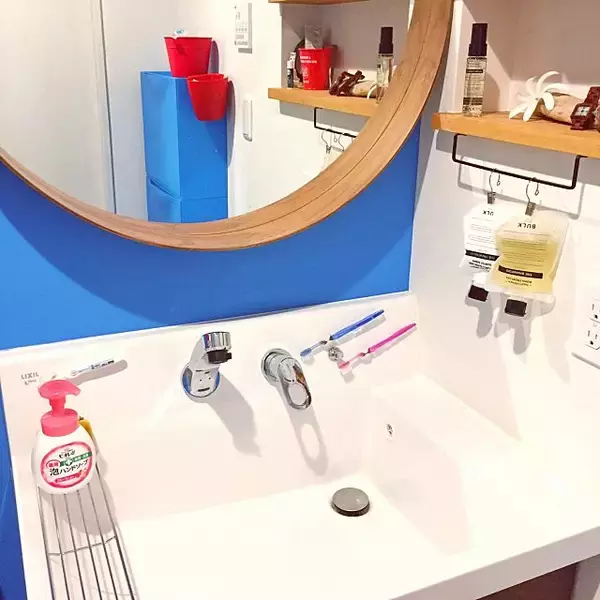 「洗面所での身支度がスムーズに☆ヘアケアグッズ収納のコツ」の画像